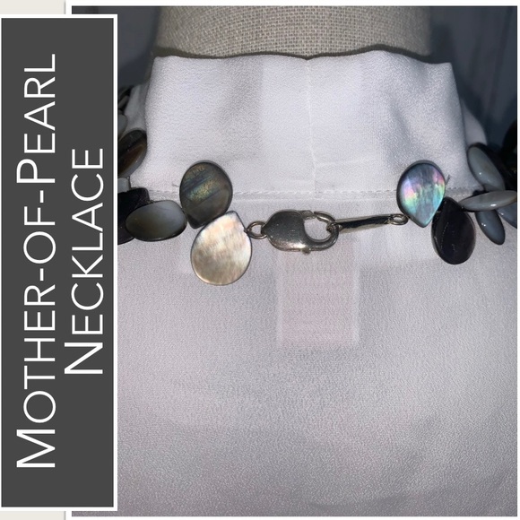 Vintage Mother-of-Pearl Necklace Teardrop Beads in Shades of Ivory to Brown EUC - Picture 3 of 7